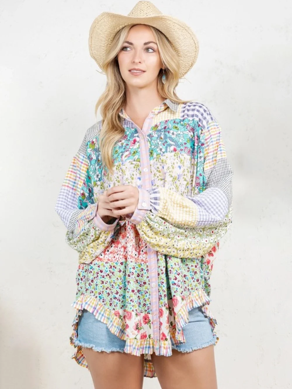 "The April" Oversized Spring Floral Ruffle Edge Top with Pockets - Picture 4 of 8
